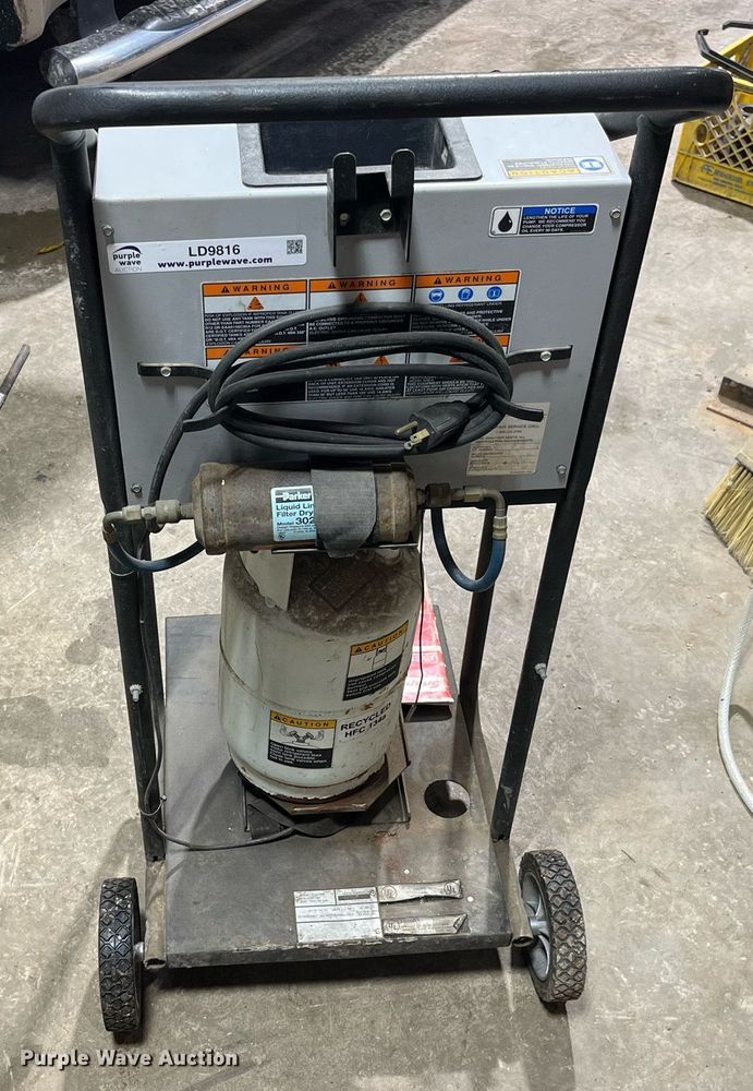 image for item LD9816 Snap-on Eco-134  refrigerant machine