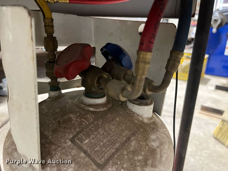 image for item LD9816 Snap-on Eco-134  refrigerant machine