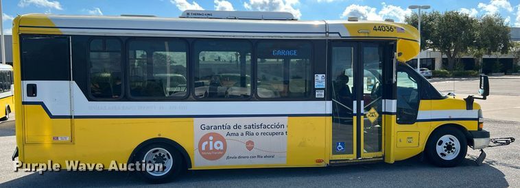 image for item LF9507 2017 Chevrolet Express  shuttle bus