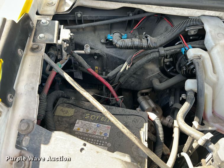 image for item LF9507 2017 Chevrolet Express  shuttle bus