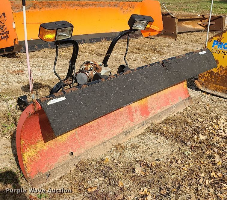 image for item LJ9309 Hiniker  96" snow plow