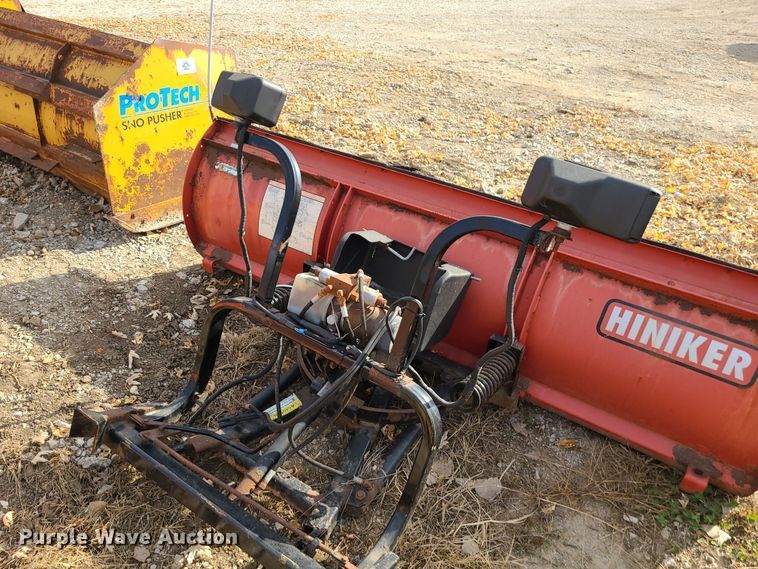image for item LJ9309 Hiniker  96" snow plow
