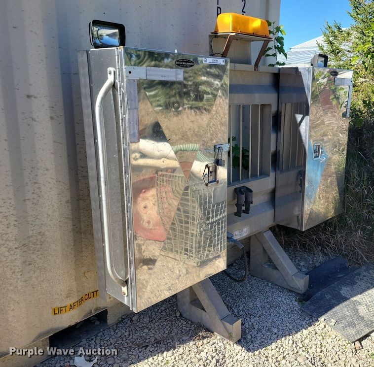 image for item LO9796 Simon Welding  headache rack