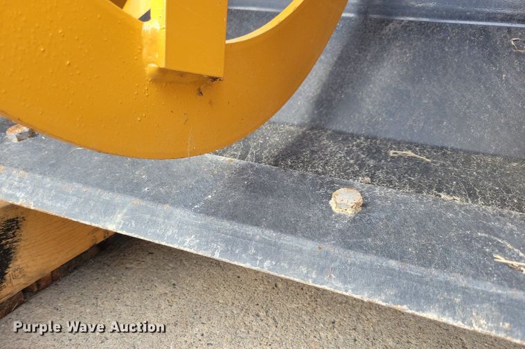 image for item LO9873 John Deere SB84H  skid steer snow blower