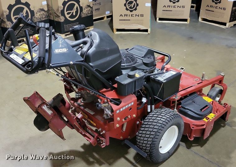 image for item LO9875 2018 Exmark Turf Tracer  ZTR lawn mower