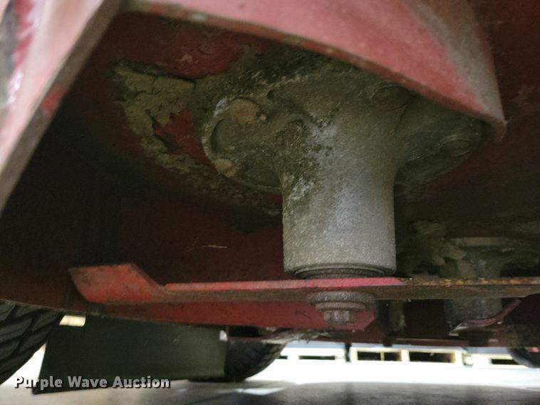 image for item LO9875 2018 Exmark Turf Tracer  ZTR lawn mower