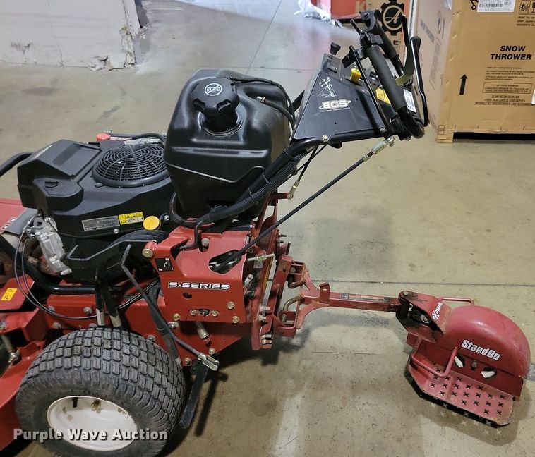 image for item LO9875 2018 Exmark Turf Tracer  ZTR lawn mower