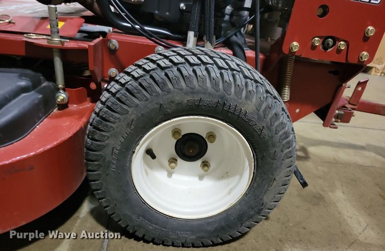 image for item LO9875 2018 Exmark Turf Tracer  ZTR lawn mower