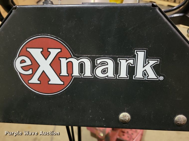 image for item LO9875 2018 Exmark Turf Tracer  ZTR lawn mower