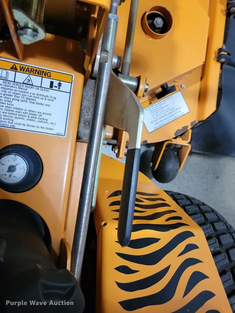 image for item LO9876 2013 Scag Turf Tiger  ZTR lawn mower