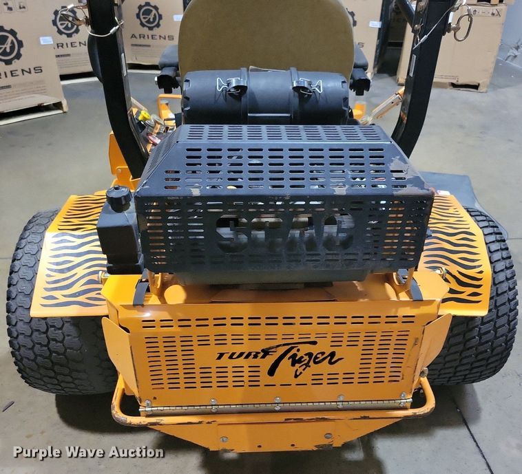 image for item LO9876 2013 Scag Turf Tiger  ZTR lawn mower