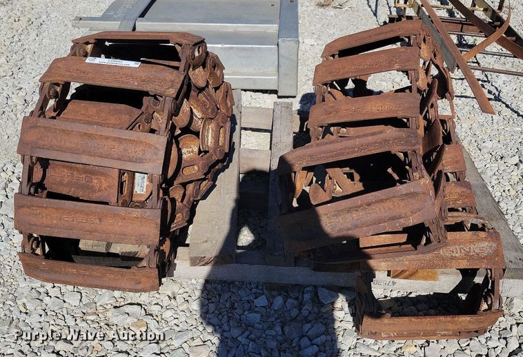 image for item LO9893 Loegering  15" W over the tire skid steer tracks