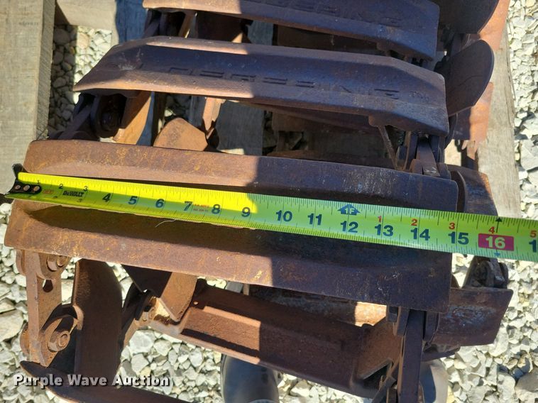 image for item LO9893 Loegering  15" W over the tire skid steer tracks