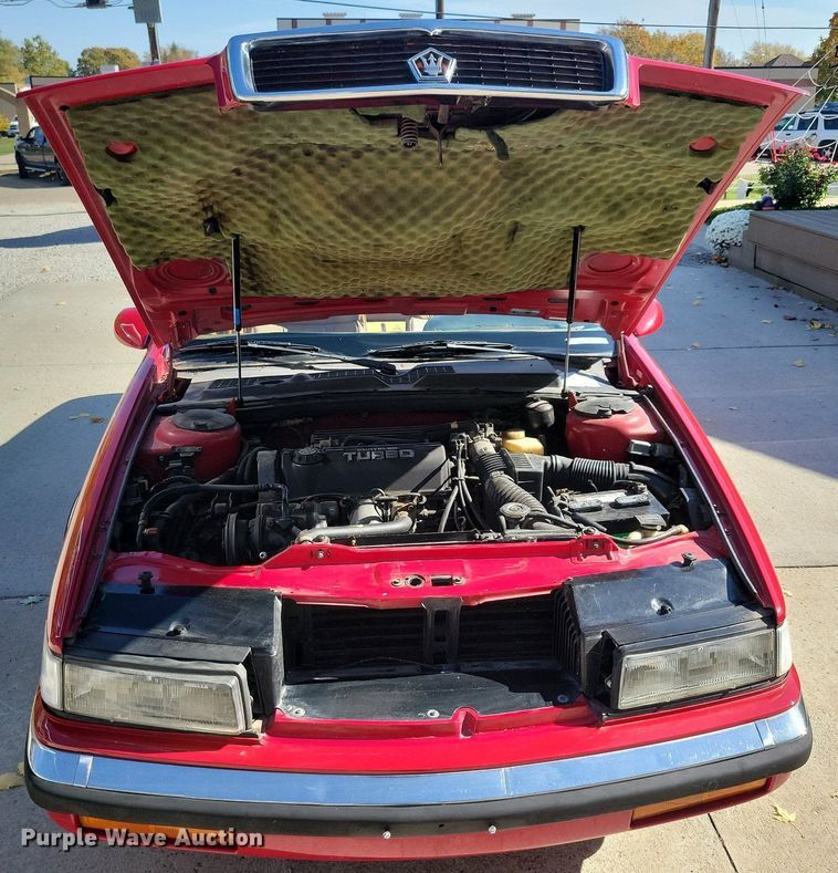 image for item LO9900 1989 Chrysler Maserati  convertible