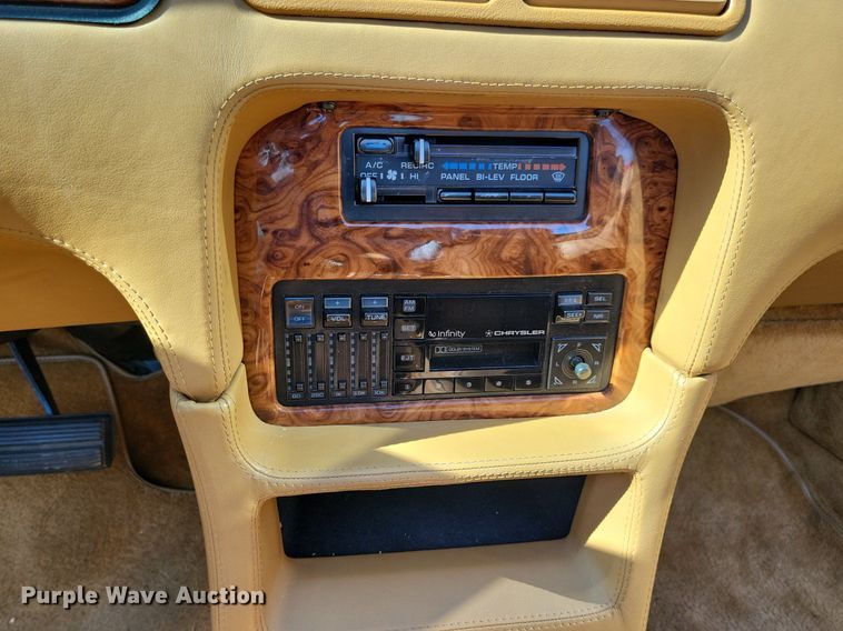 image for item LO9900 1989 Chrysler Maserati  convertible