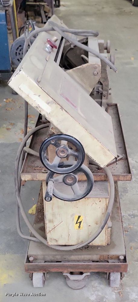 image for item LO9914 1989 Startrite C200W  band saw