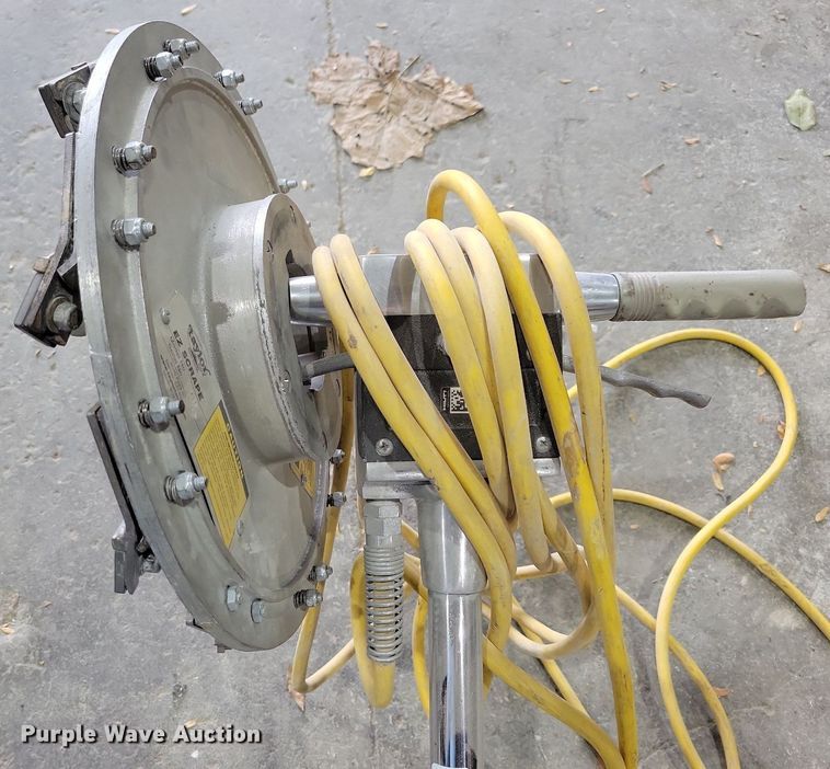 image for item LO9915 Tools