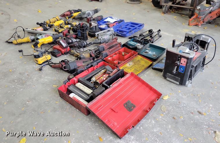 image for item LO9915 Tools