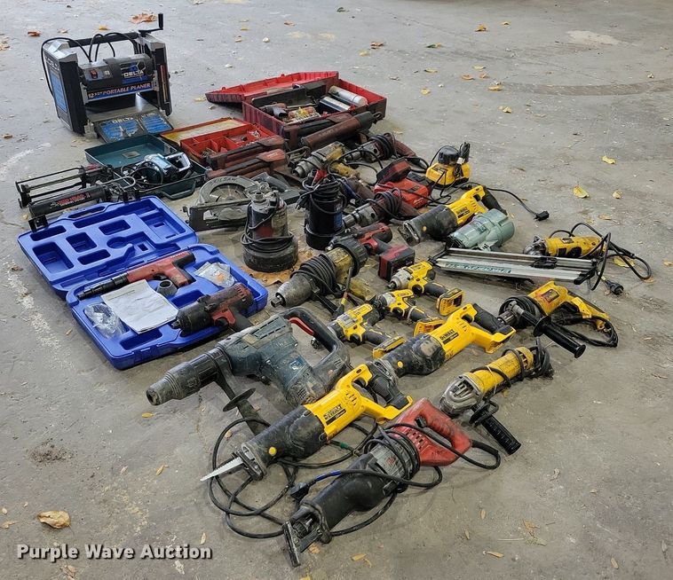 image for item LO9915 Tools