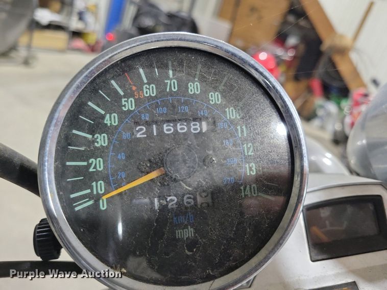 image for item LO9928 2004 Kawasaki Vulcan 750  motorcycle