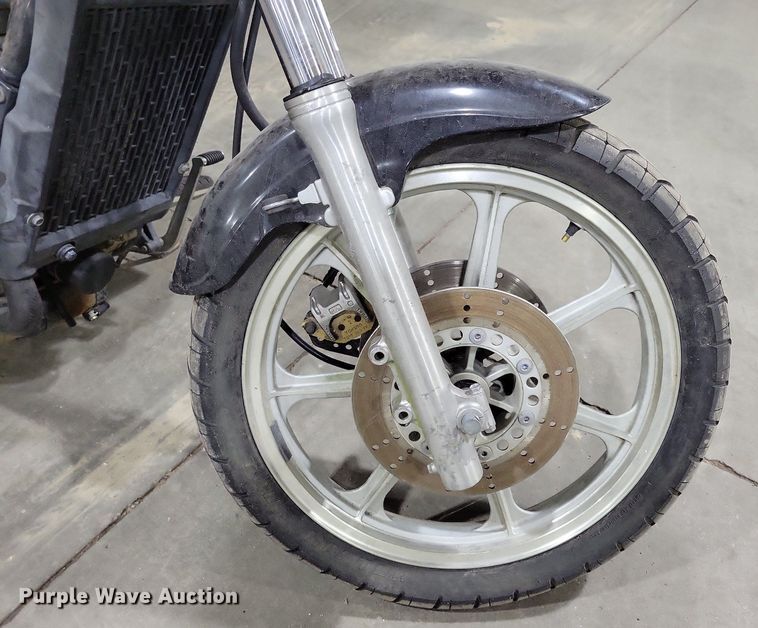 image for item LO9928 2004 Kawasaki Vulcan 750  motorcycle