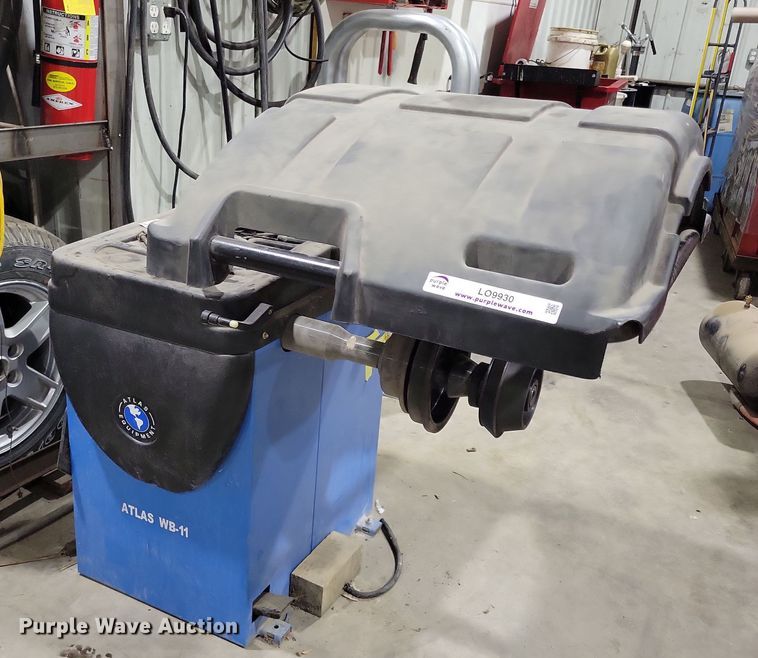 image for item LO9930 2016 Atlas WB-11  tire machine