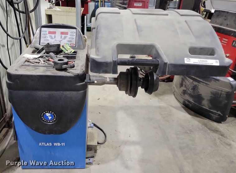 image for item LO9930 2016 Atlas WB-11  tire machine