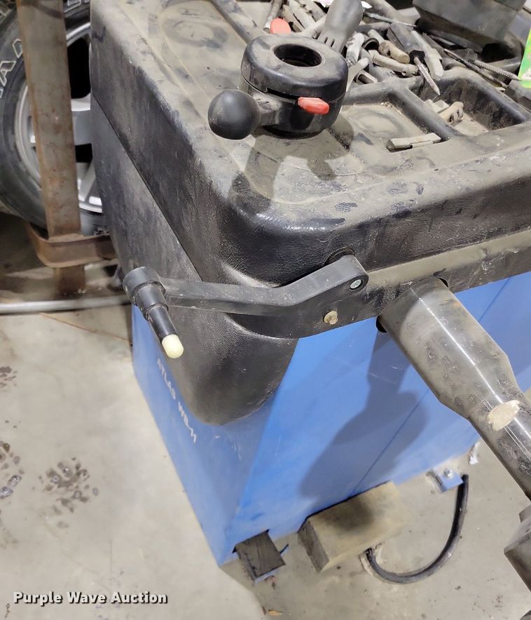 image for item LO9930 2016 Atlas WB-11  tire machine