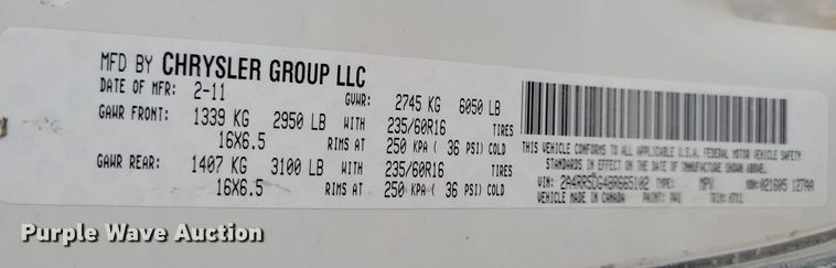 image for item LO9941 2011 Chrysler Town and Country  van