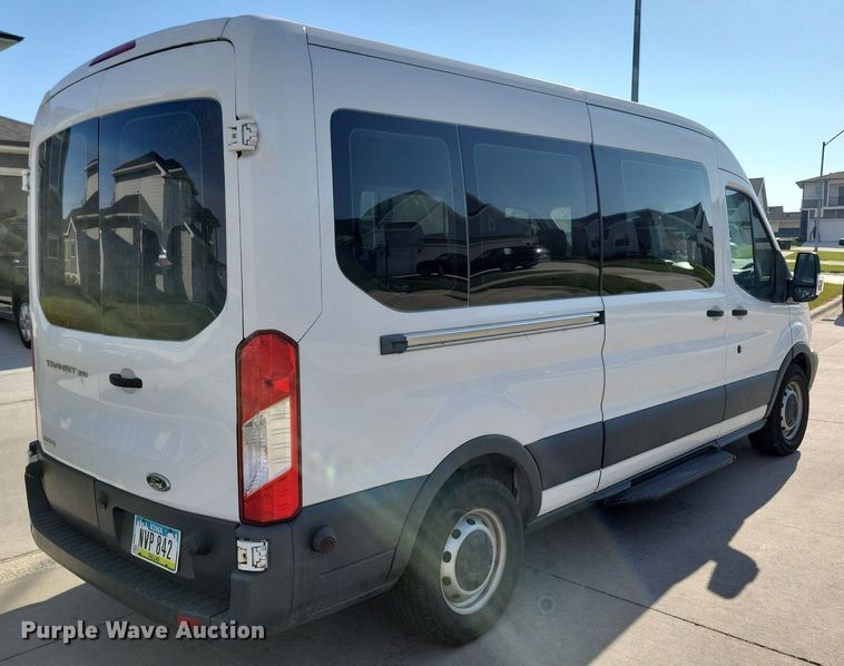 image for item LO9957 2017 Ford Transit 350  van