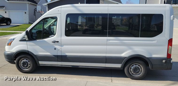 image for item LO9957 2017 Ford Transit 350  van