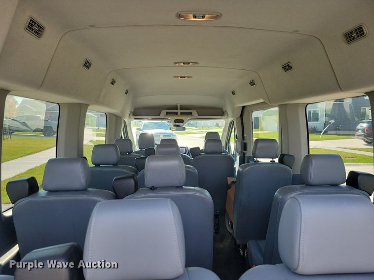 image for item LO9957 2017 Ford Transit 350  van