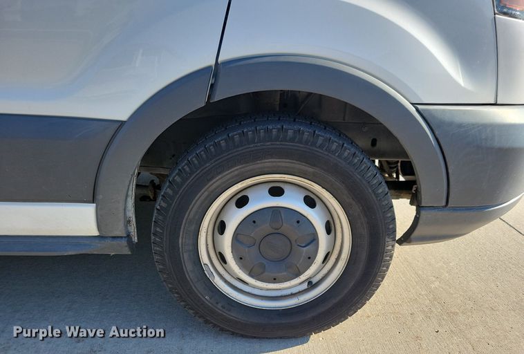 image for item LO9957 2017 Ford Transit 350  van