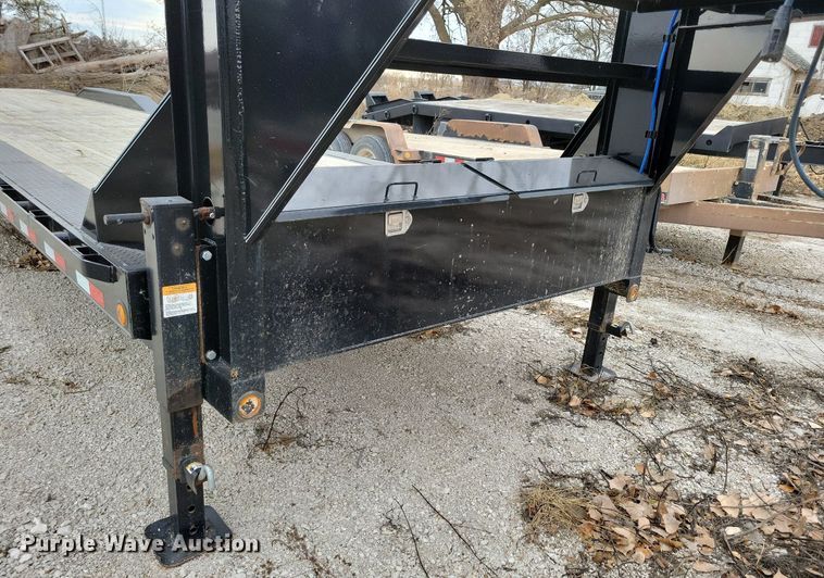 image for item LO9959 2022 Load Trail  equipment trailer