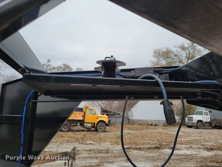 image for item LO9959 2022 Load Trail  equipment trailer