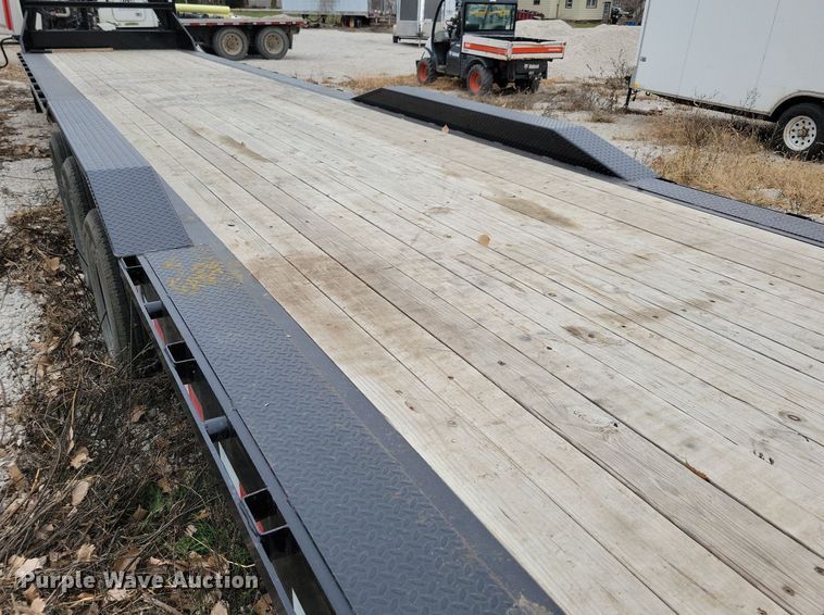 image for item LO9959 2022 Load Trail  equipment trailer