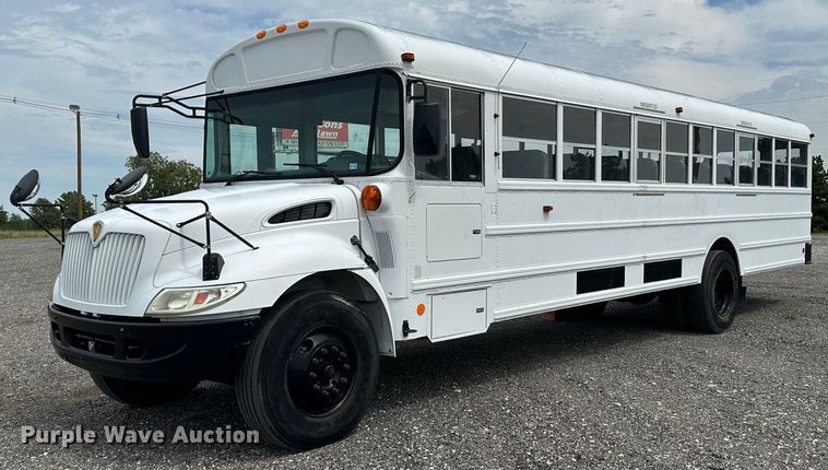 image for item LV9054 2006 International CE200  school bus