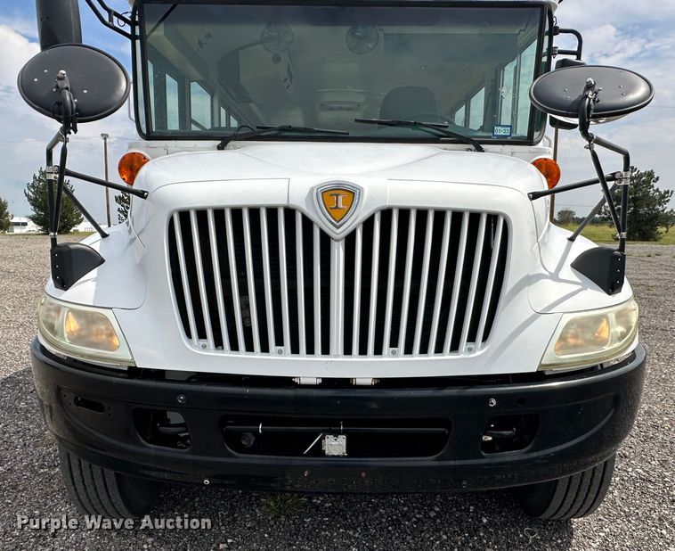 image for item LV9054 2006 International CE200  school bus