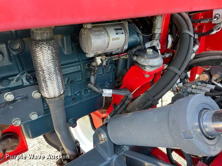 image for item LV9101 2004 Moffett M5000  forklift