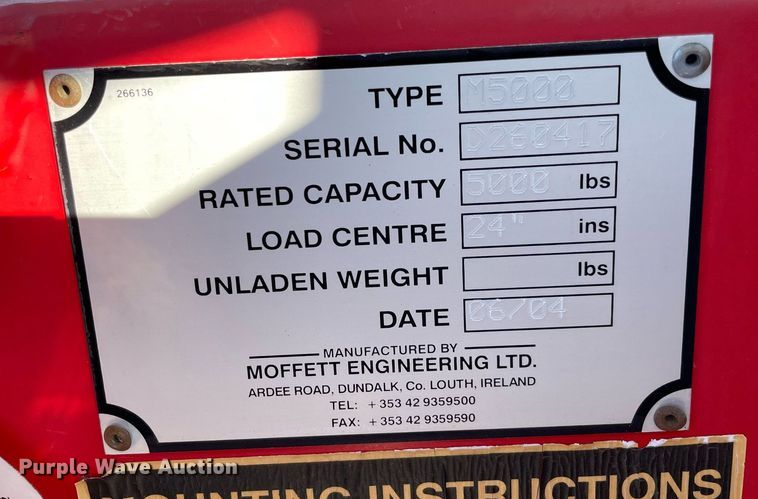 image for item LV9101 2004 Moffett M5000  forklift