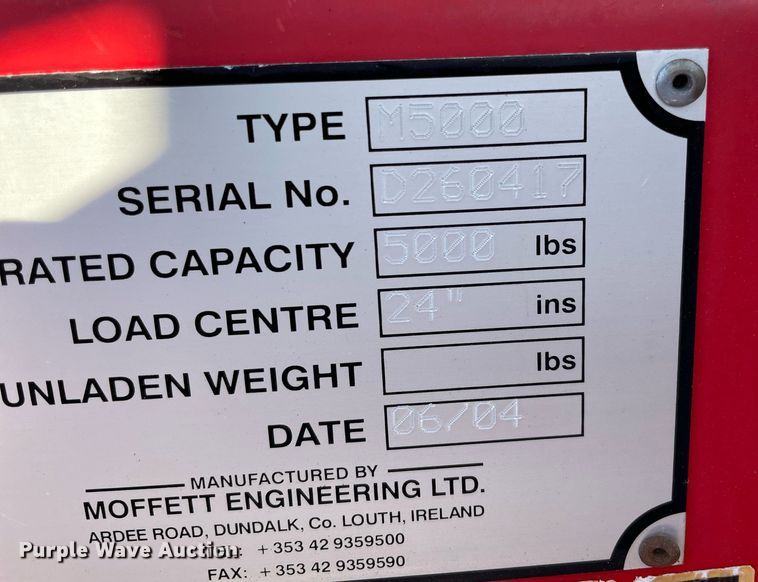 image for item LV9101 2004 Moffett M5000  forklift