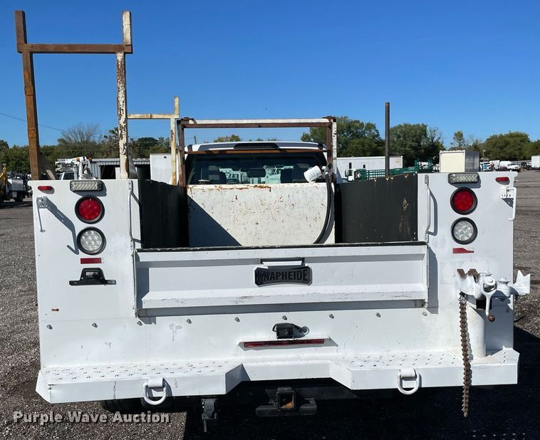 image for item LV9106 2017 Ford F550 Super Duty Crew Cab utility / service truck