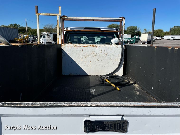 image for item LV9106 2017 Ford F550 Super Duty Crew Cab utility / service truck