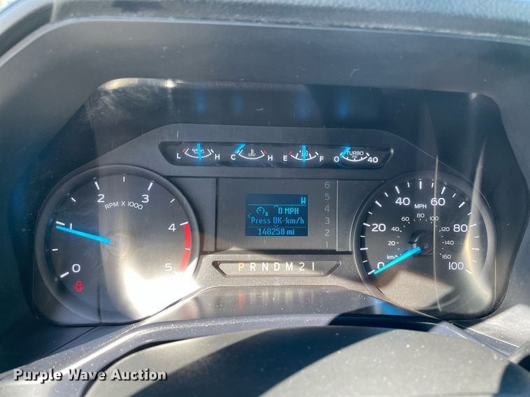 image for item LV9106 2017 Ford F550 Super Duty Crew Cab utility / service truck