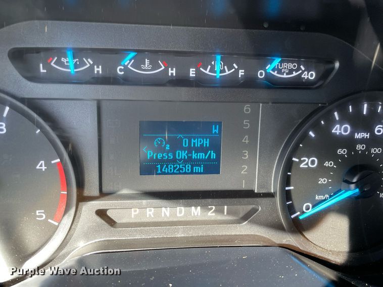 image for item LV9106 2017 Ford F550 Super Duty Crew Cab utility / service truck