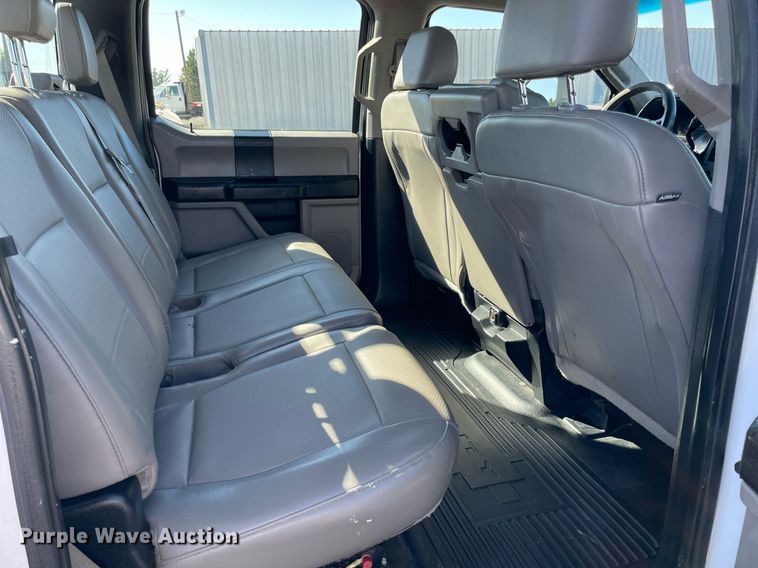 image for item LV9106 2017 Ford F550 Super Duty Crew Cab utility / service truck