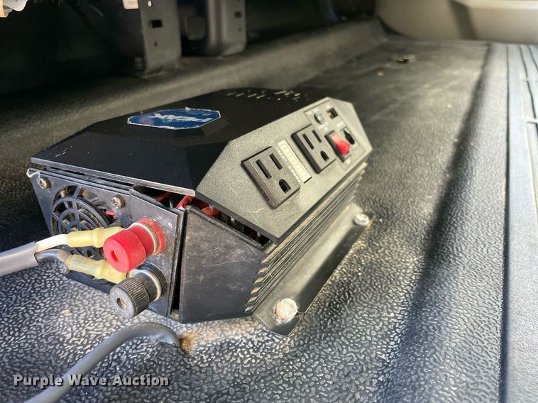 image for item LV9106 2017 Ford F550 Super Duty Crew Cab utility / service truck