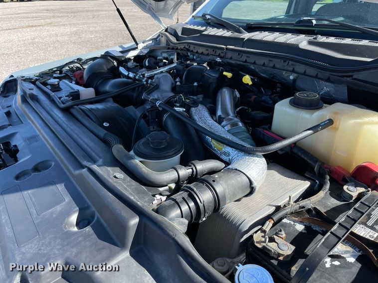 image for item LV9106 2017 Ford F550 Super Duty Crew Cab utility / service truck