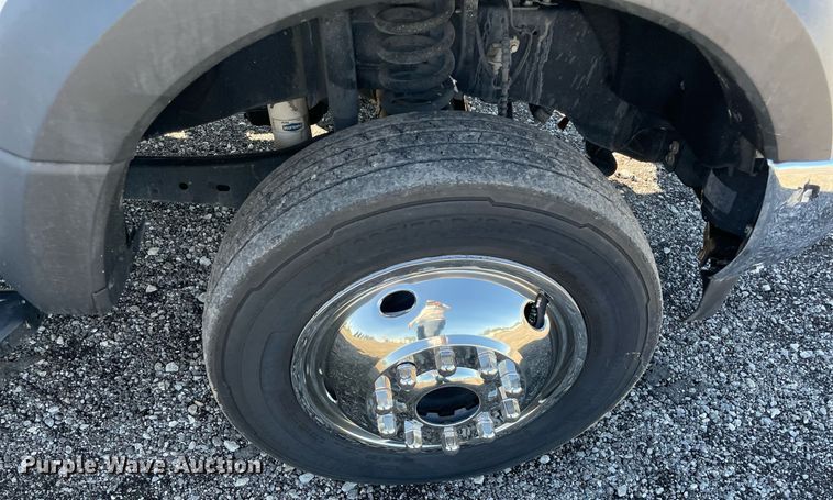 image for item LV9106 2017 Ford F550 Super Duty Crew Cab utility / service truck