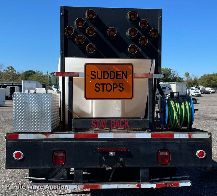 image for item LV9109 2003 Sterling Acterra  sprayer truck